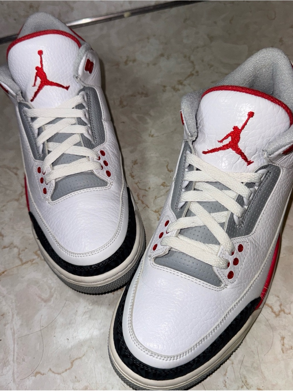 Size 8.5 - Air Jordan 3 Retro 2013 Fire Red Vnds No Box